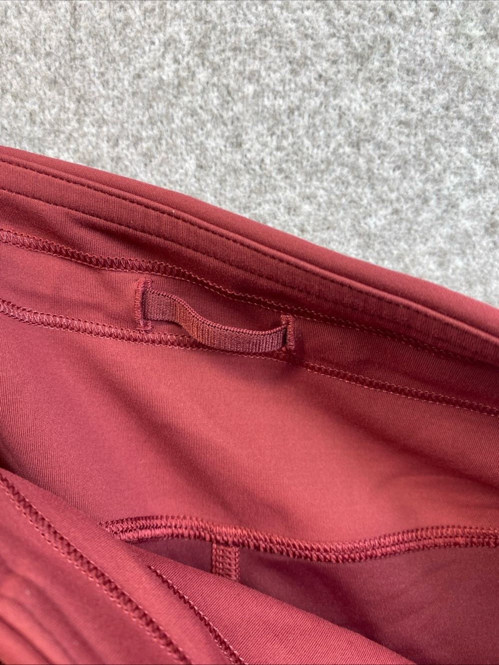Lululemon Invigorate High Rise Tights Leggings Size 4 Chianti Tiny Flaw Cropped - Picture 11 of 12